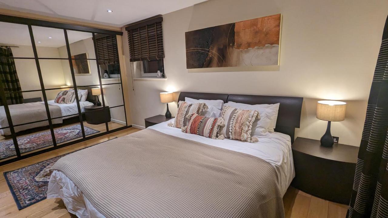 Stunning Apartment Close To Cambridge Station With Free Parking! Exterior photo
